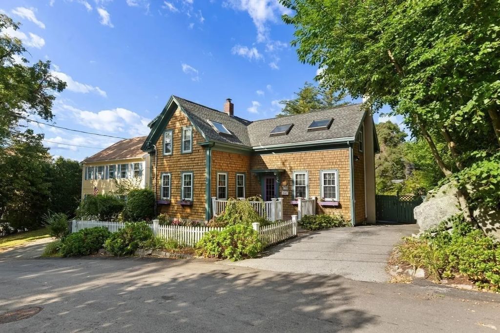 3 Spring Lane, Rockport