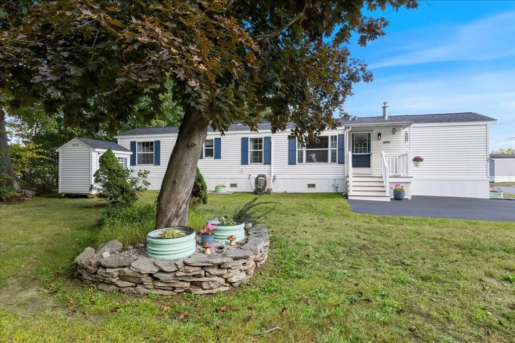 1 Arrow Dr. #l, Salem