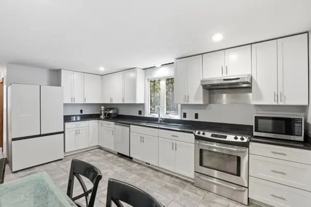 43 Lackey St, Westborough