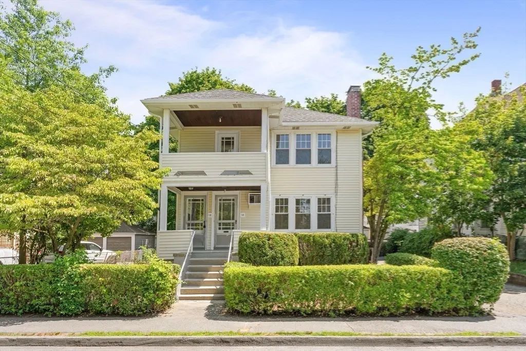 10-12 Auburn St, Waltham