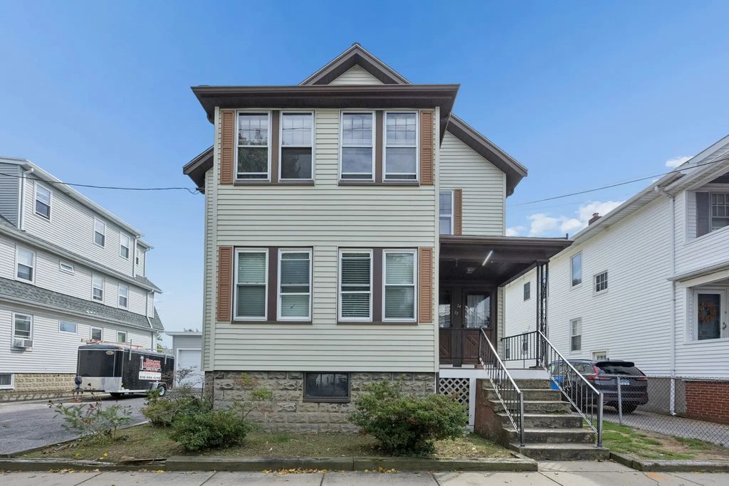 32-34 Walnut St, Belmont