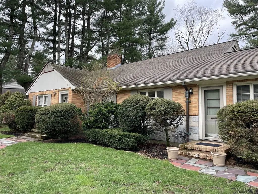 204 Follen Rd., Lexington