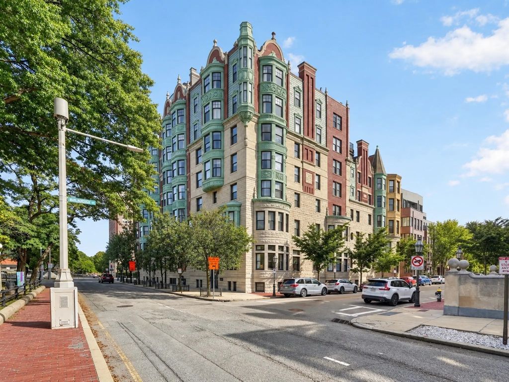4 Charlesgate East #402, Boston