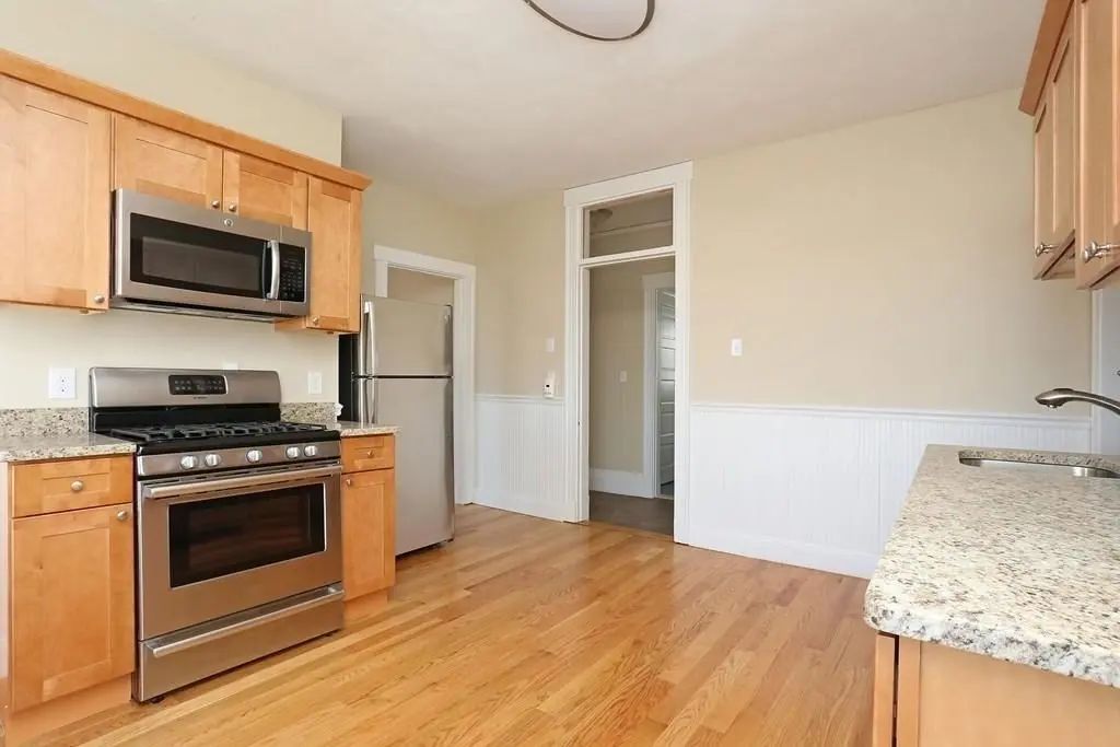 1 Orient Ave #2, Boston