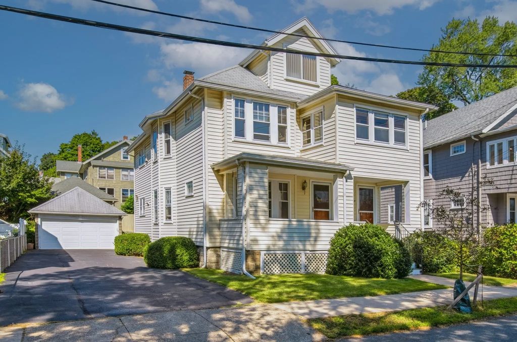 55-57 Maynard St, Arlington