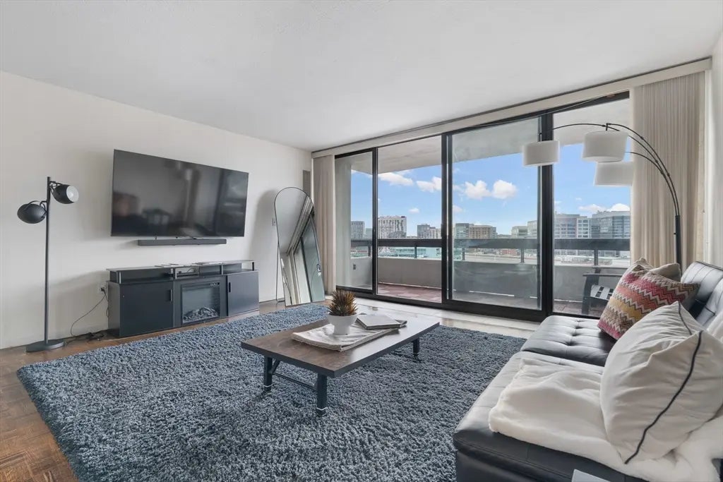 566 Commonwealth Ave #1110, Boston