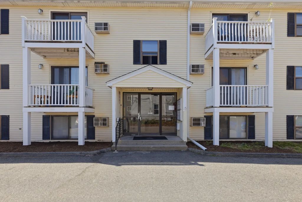 15 Houghton St #6, Worcester