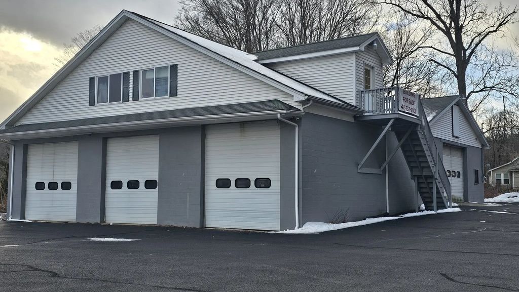 69 Ware Rd, Warren