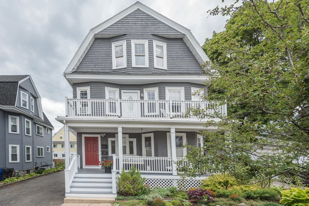 11 Varnum St #3, Arlington