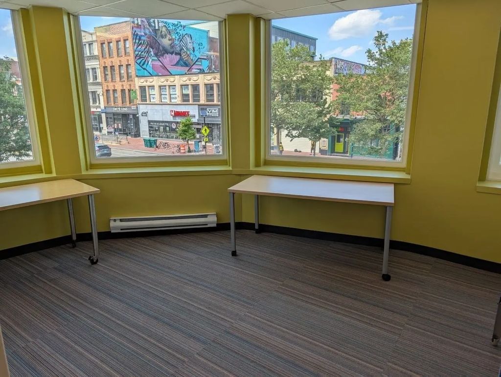 552 Massachusetts Ave #201, Cambridge
