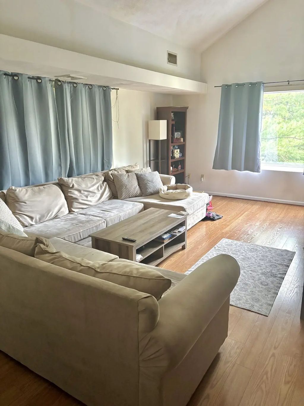 1010 Middle #11, Weymouth