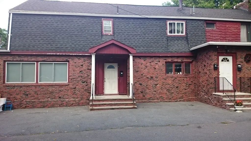 233 Washington Ave, Revere