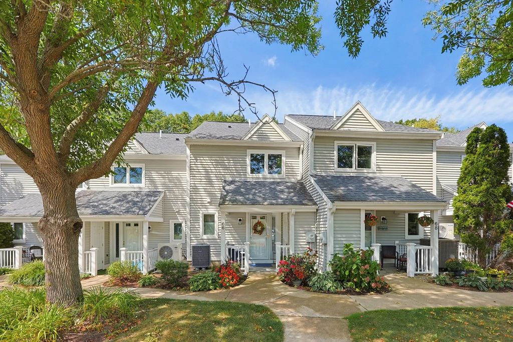 66 Westcliff Dr., Plymouth