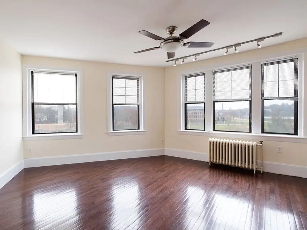 374 Chestnut Hill Ave #54, Boston