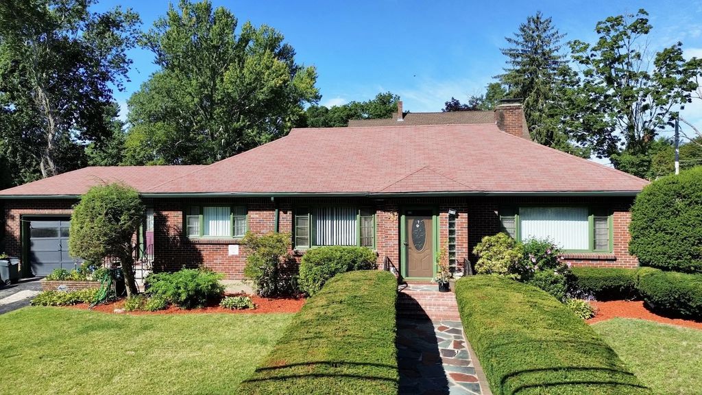 228 Sawtell Ave, Brockton