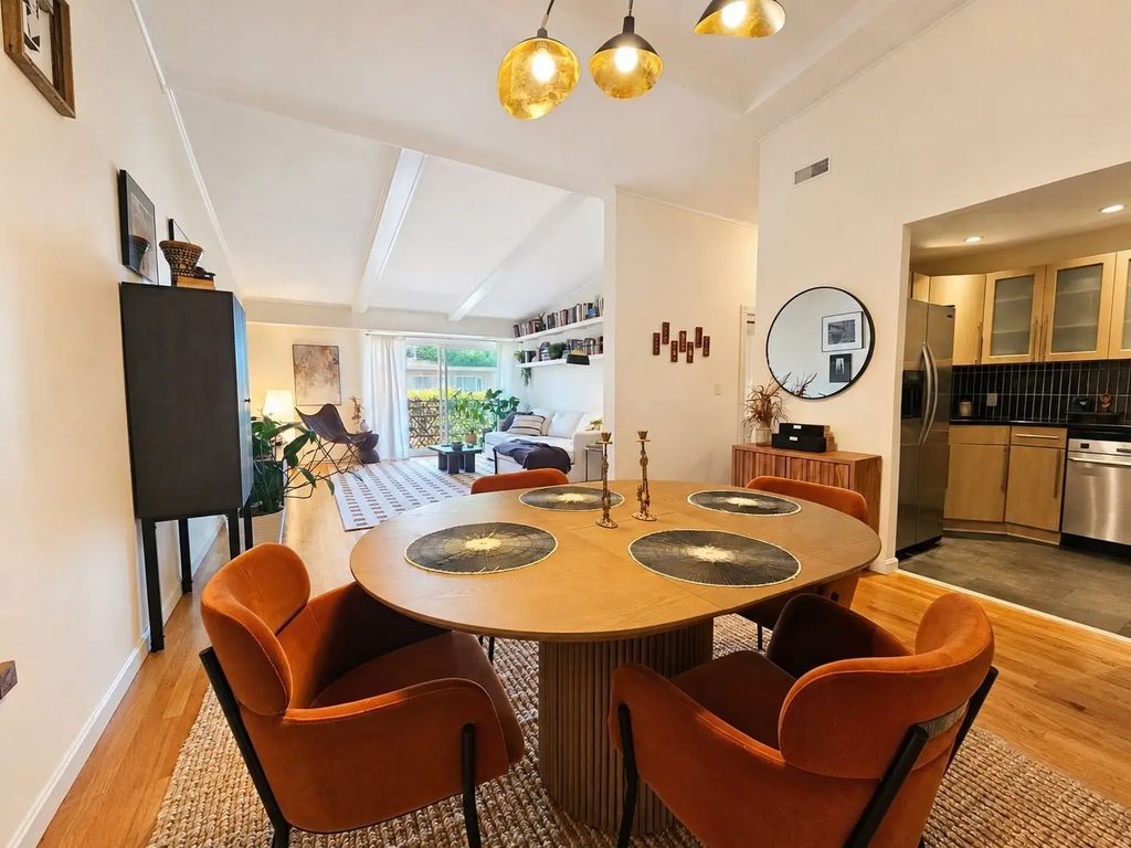 55 Broadlawn Park #16b, Boston