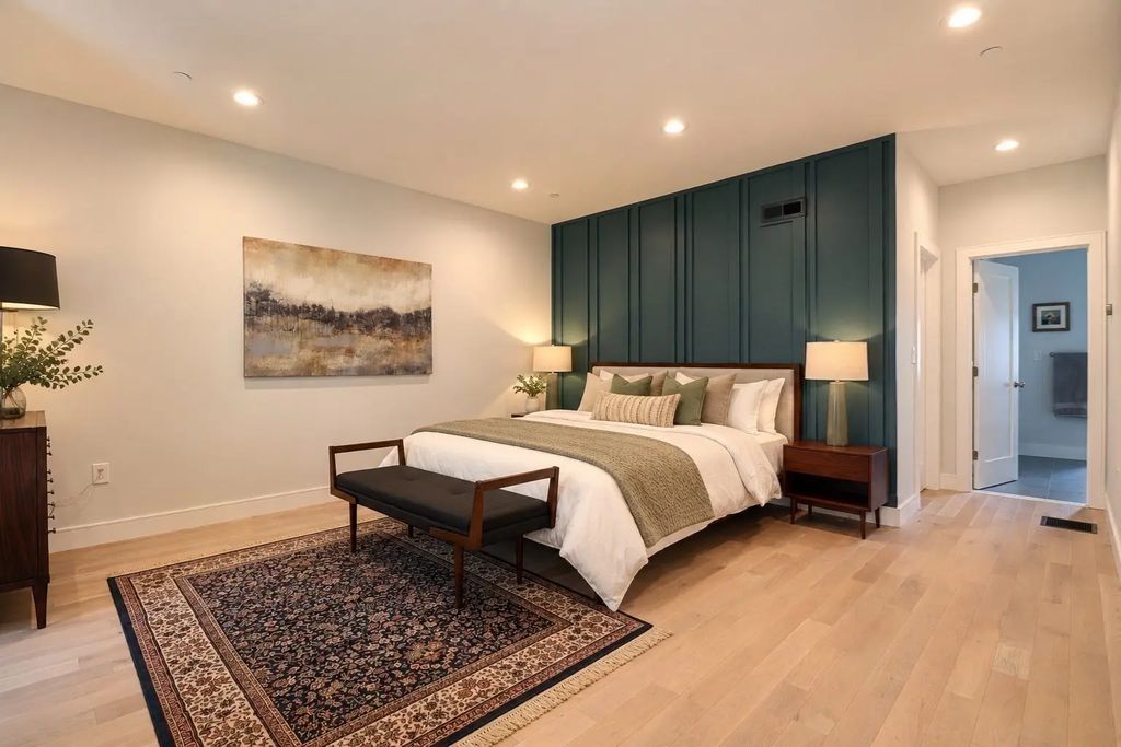 118 Eaton St. #11, Reading