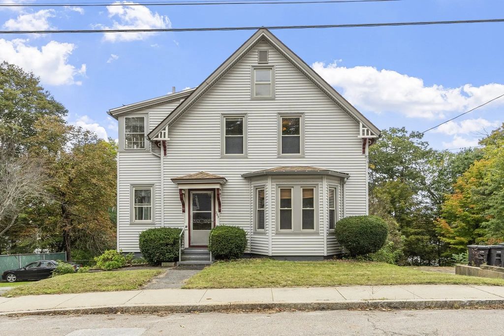 265 Pine St, Gardner