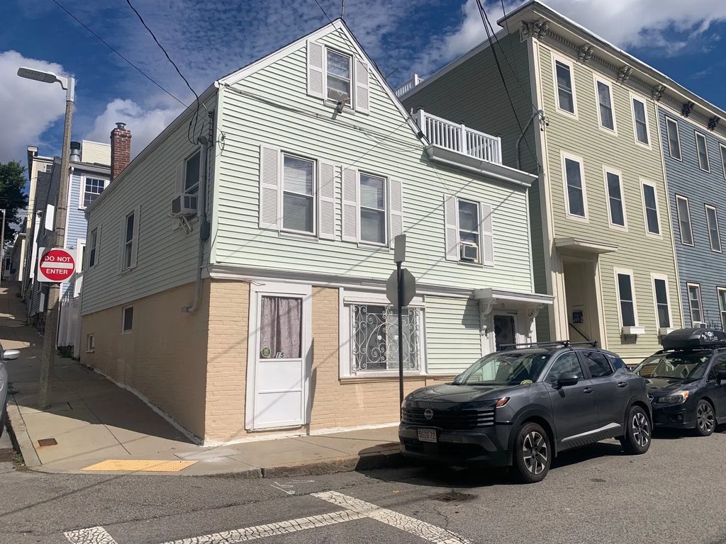 15 Russell St, Boston