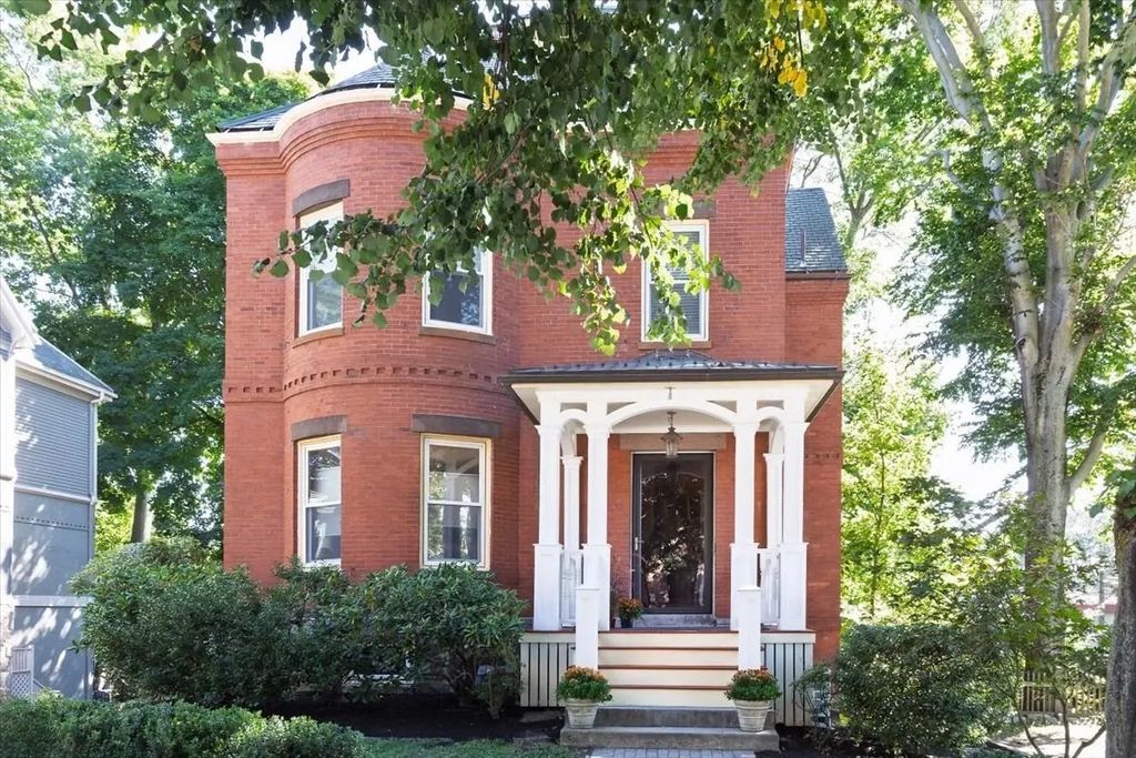 16 Kent Sq. #2, Brookline