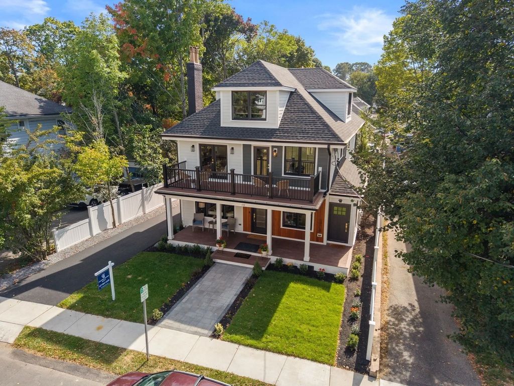 19 Linden Ave, Belmont