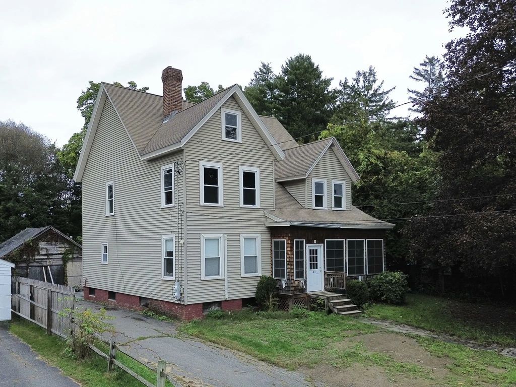 43 Lincoln St, Greenfield
