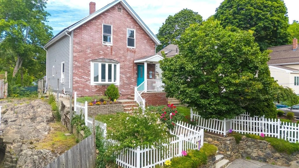10 Windsor Ave, Lynn