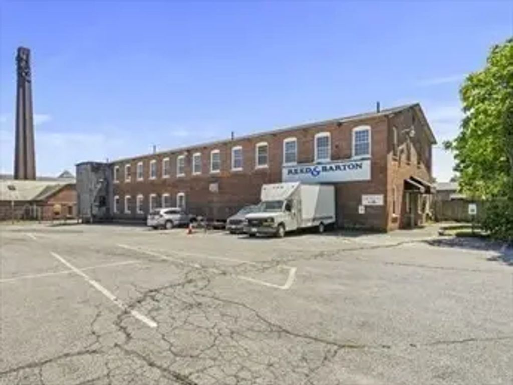 144 West Brittannia St #21a, Taunton
