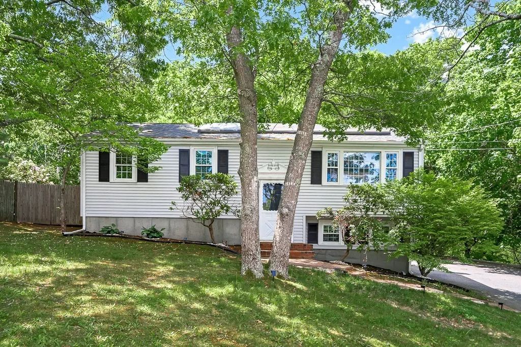18 Adams St, Plymouth