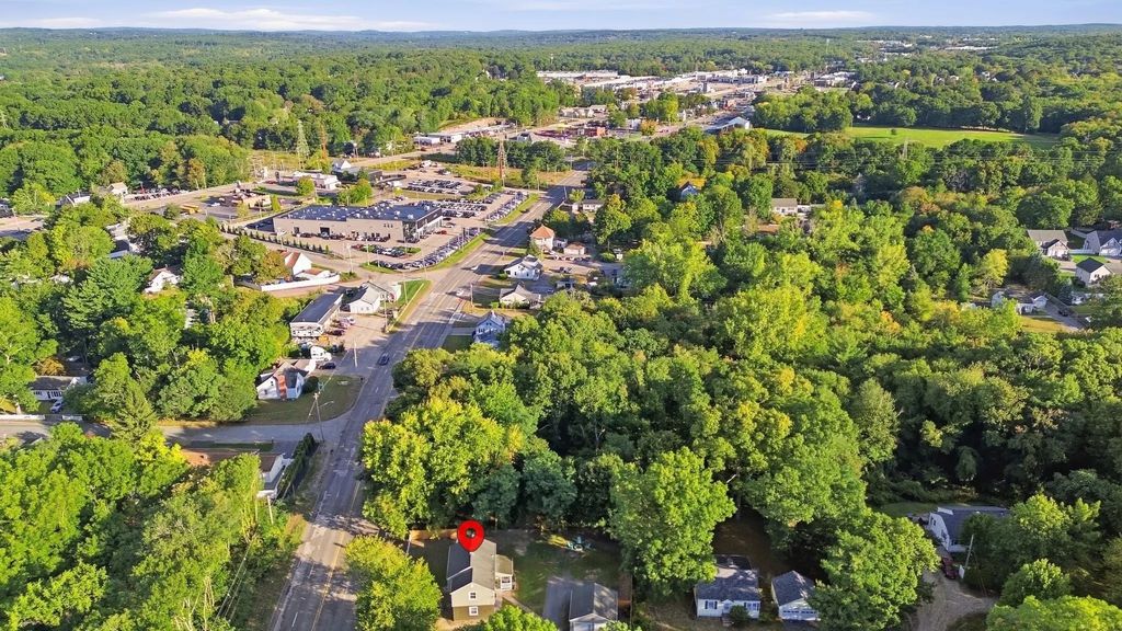 Slade Ave, Attleboro