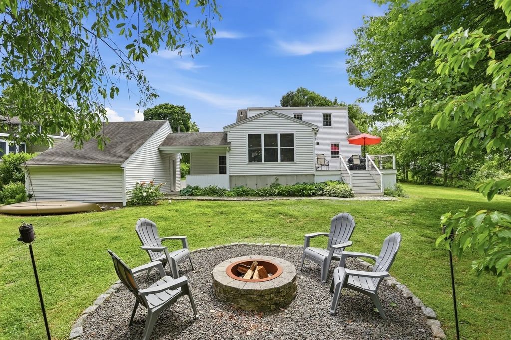 88 Southfield Road, Concord