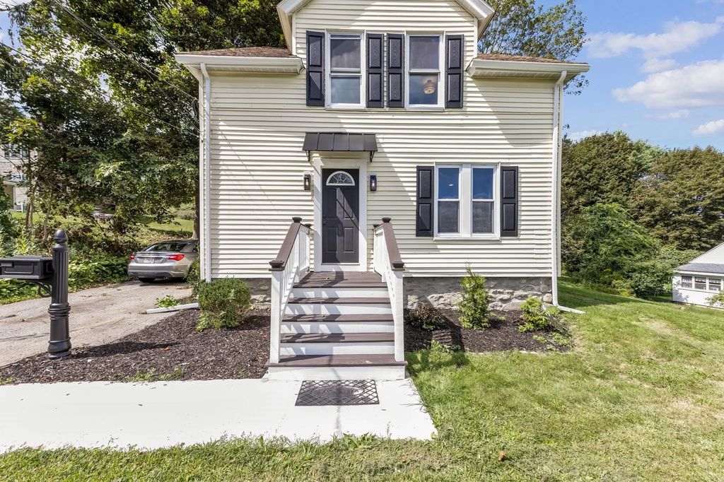 36 Central St, Auburn
