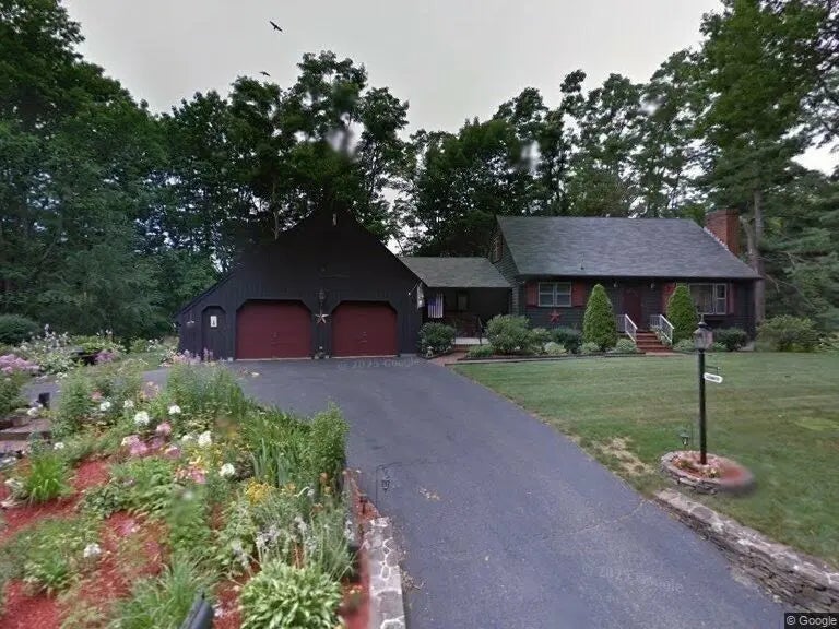 120 Middle Rd, Haverhill