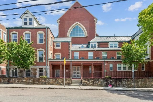 225 Dorchester Street #27, Boston