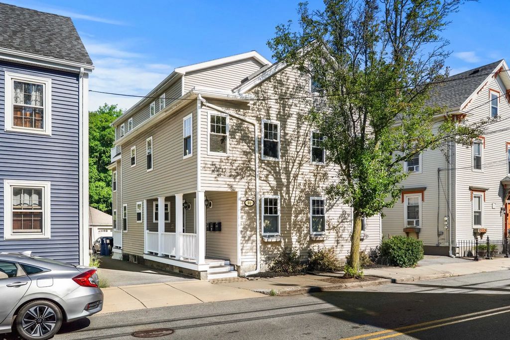 40 Essex Street #1, Salem