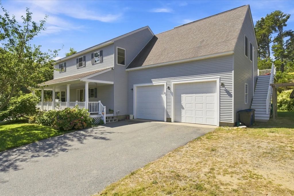 51 N Pamet Rd, Truro