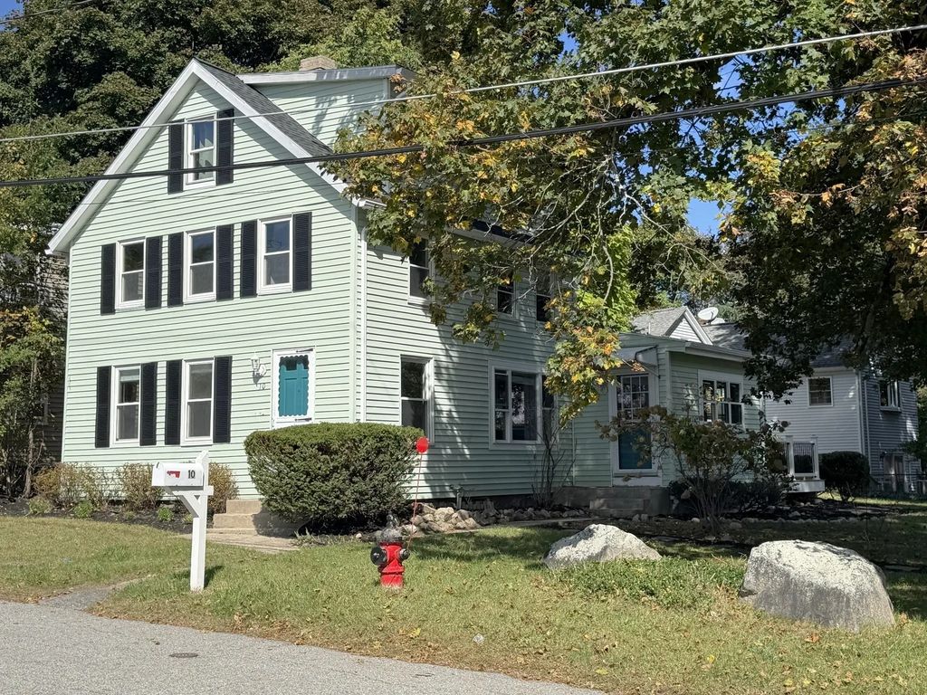 10 Metropolitan Ave, Ashland