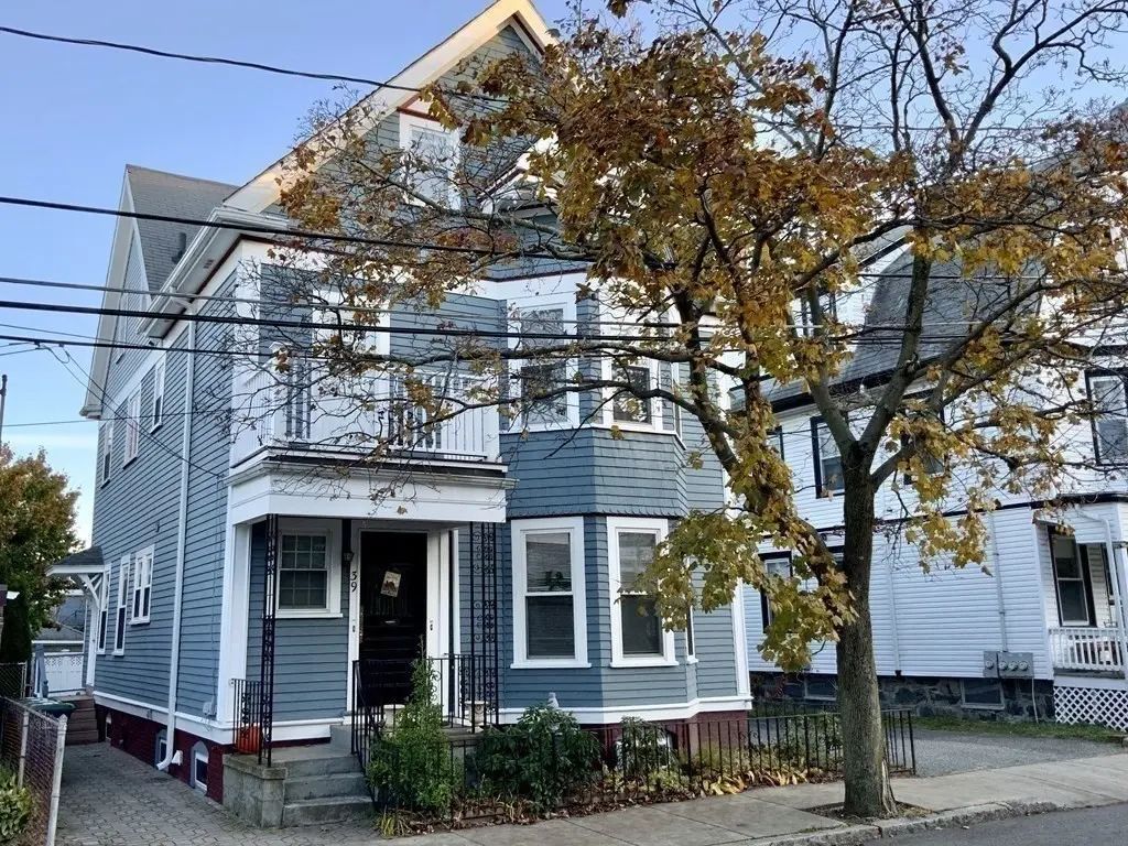 39 Benton Rd #1, Somerville