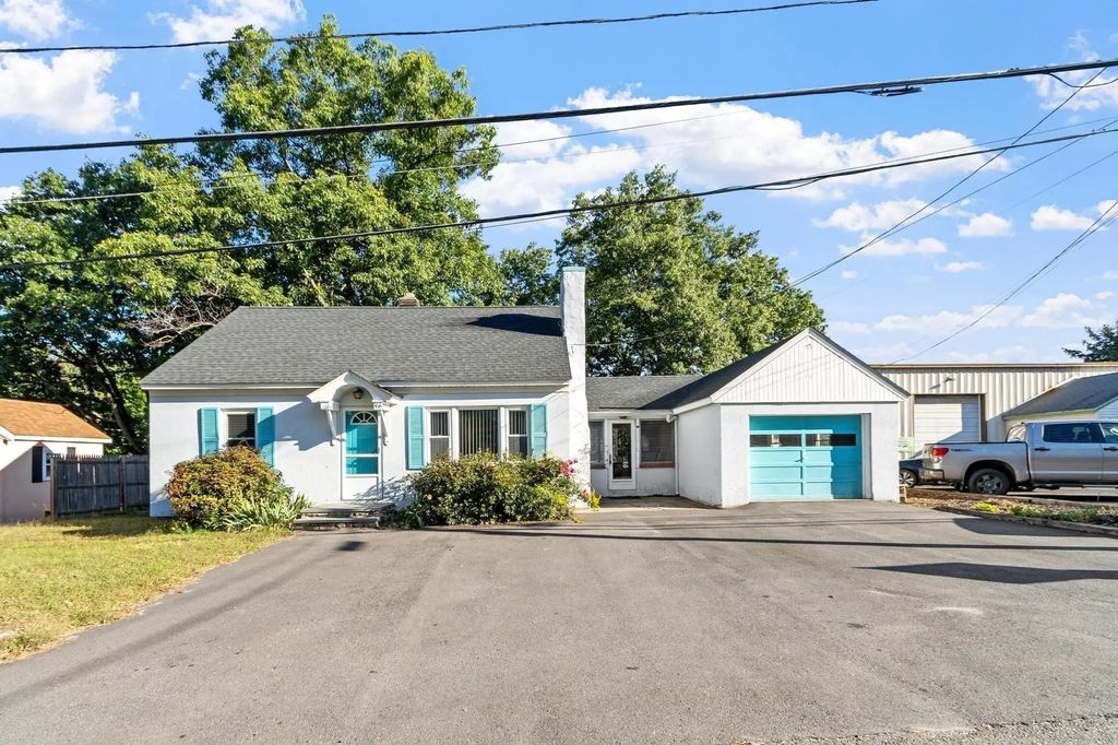 368 Litchfield St, Leominster
