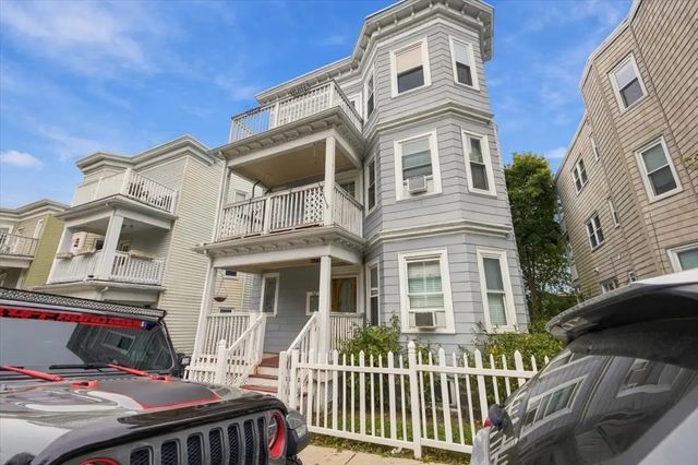 52 Percival St, Boston