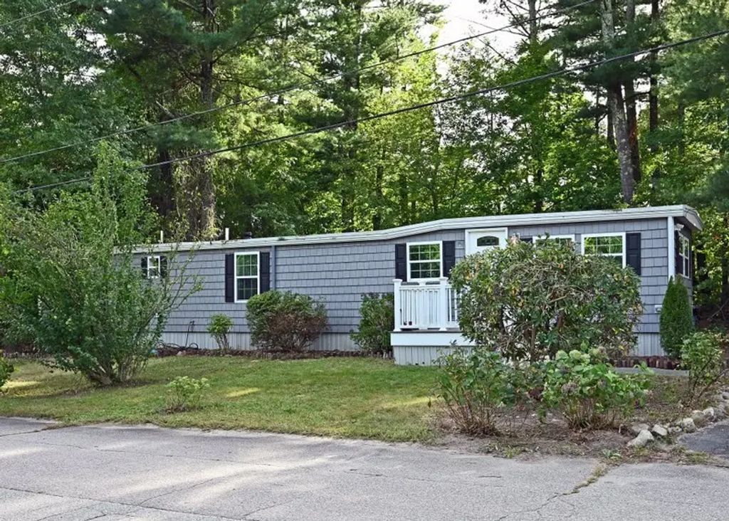 5 Siesta Dr., Wareham