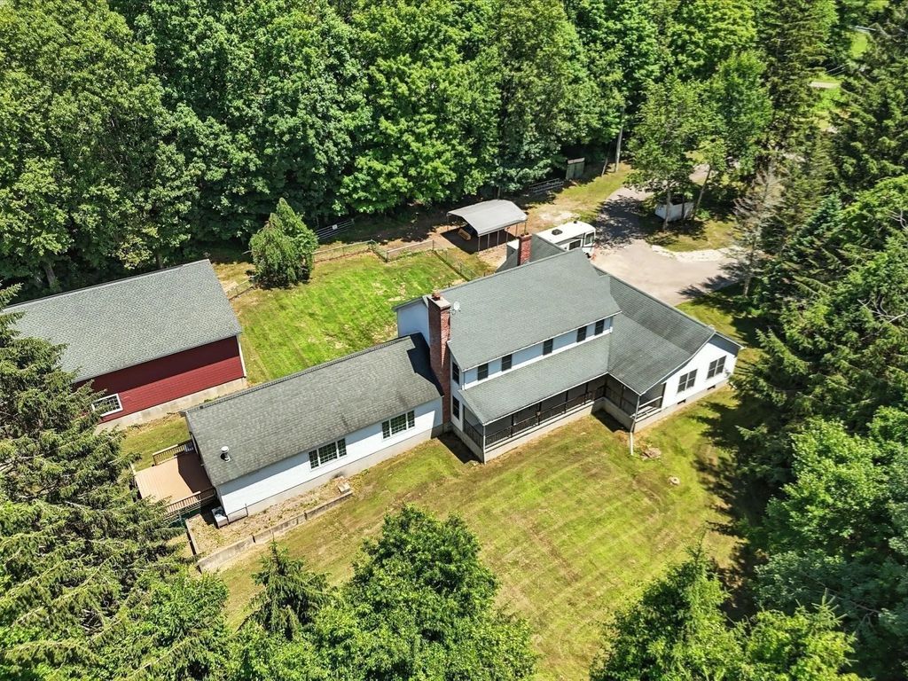 285 Lower Hampden Rd, Monson