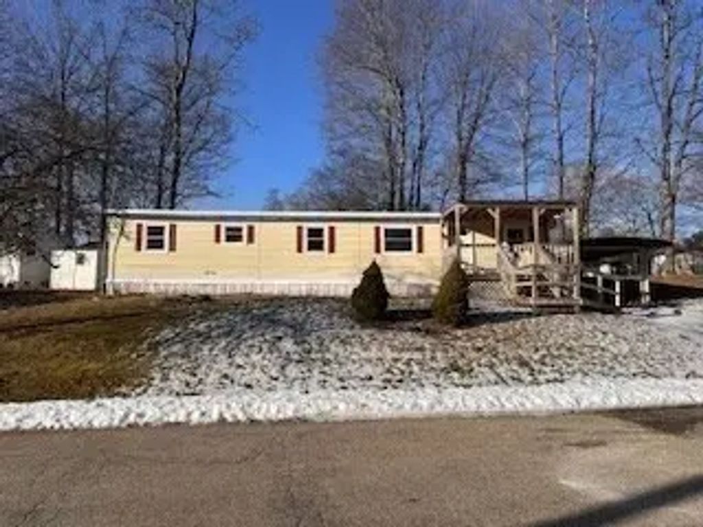 3 Heritage Dr., Warren