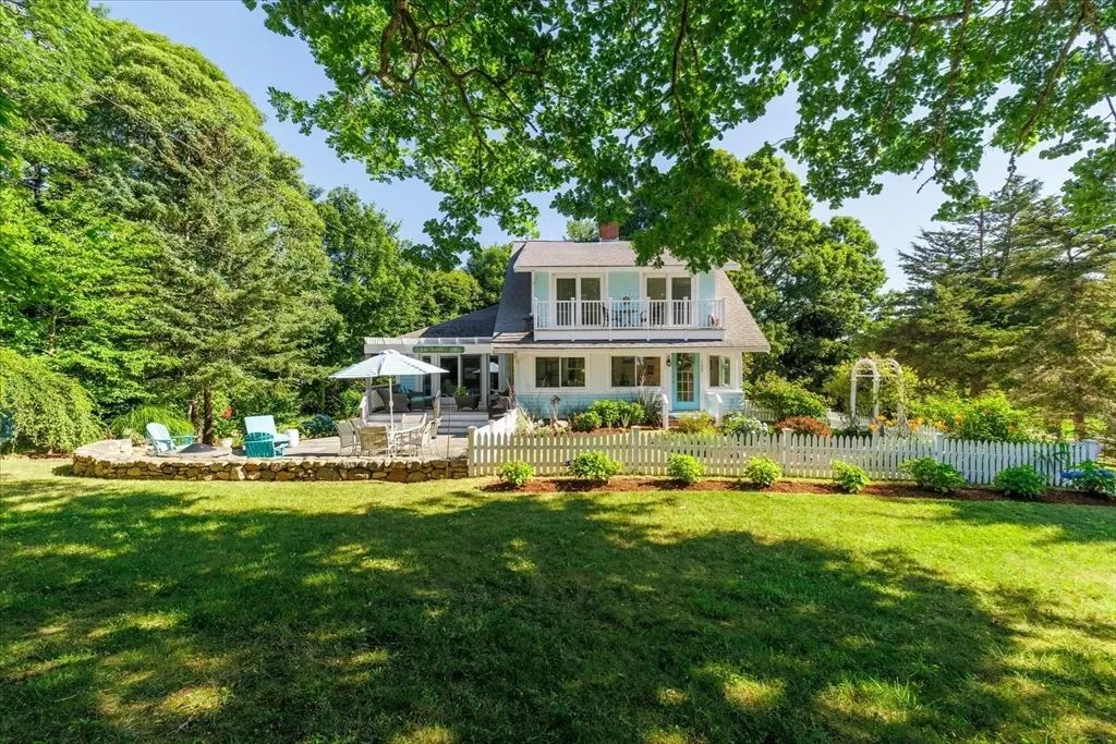 152 Namequoit, Orleans