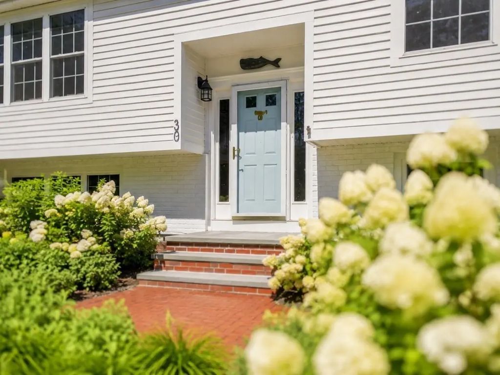 30 Pawtuxet, Plymouth