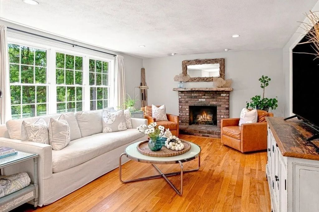 30 Pawtuxet, Plymouth