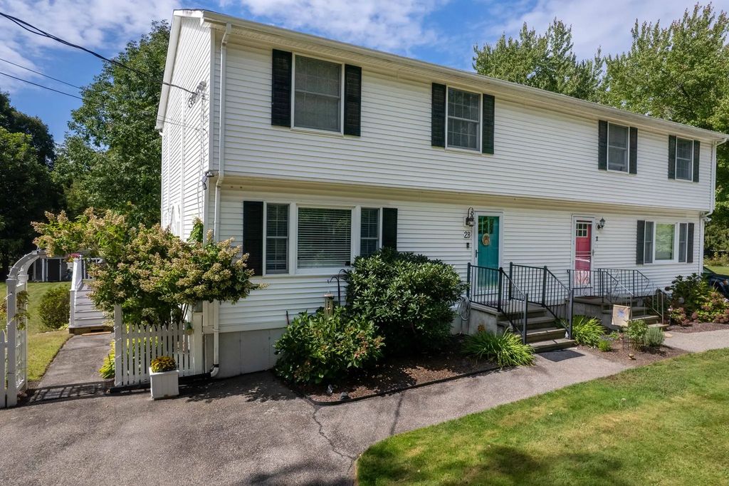 2 Elm Street #b, Medway