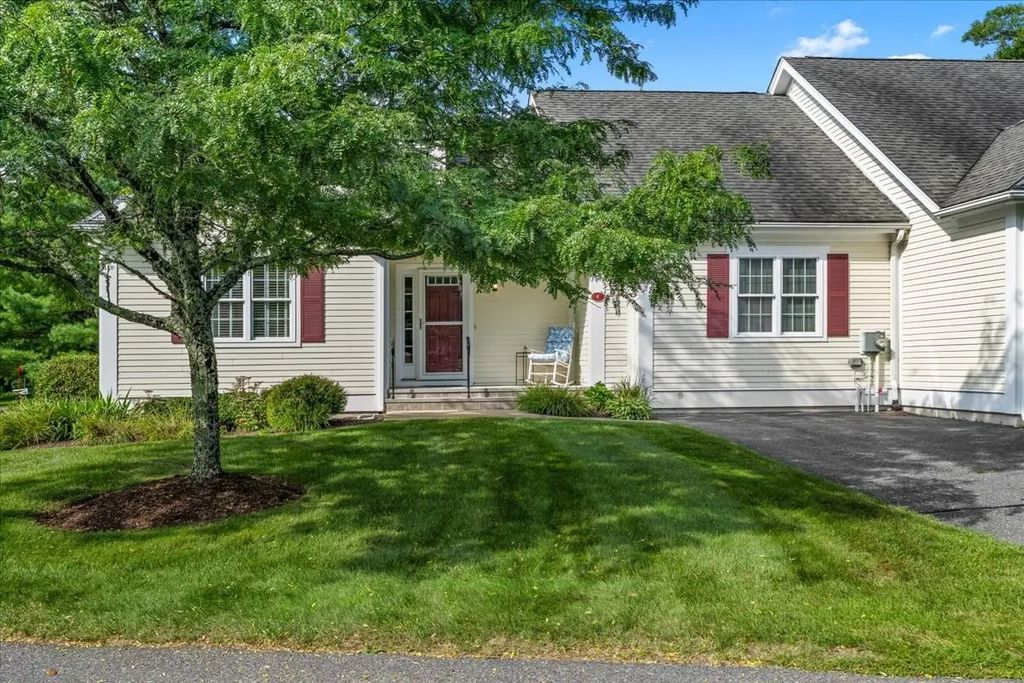 6 Lebaron Blvd #6, Lakeville