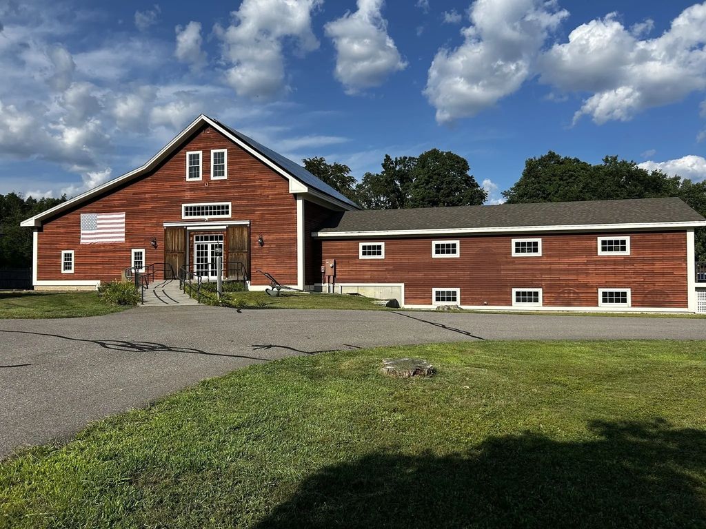 244 Amesbury Rd, Kensington