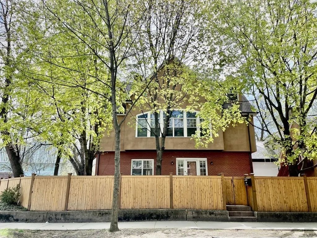 155 Amory St #155, Brookline
